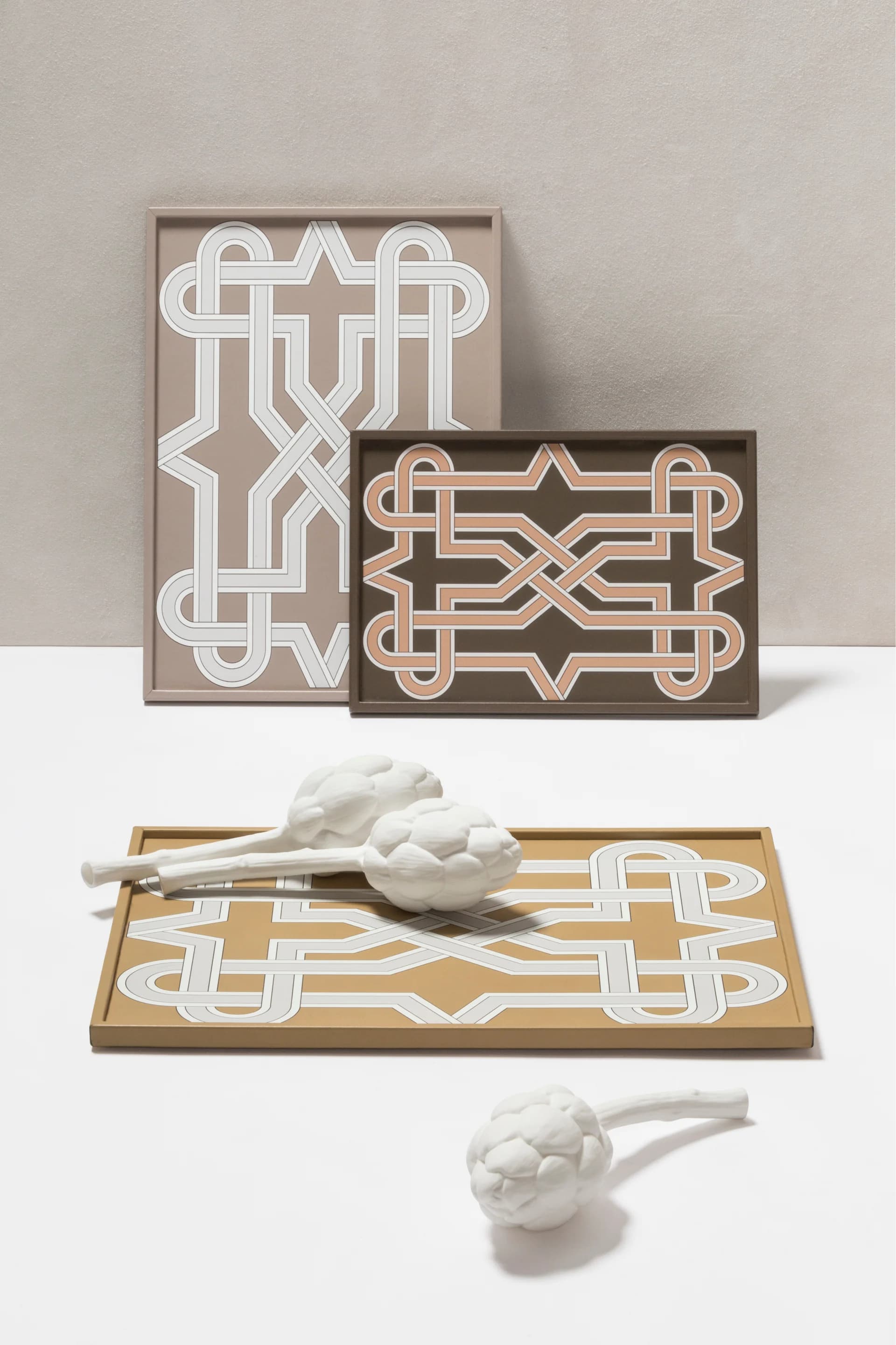 Trays placeholder