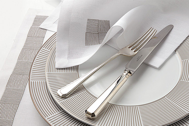 Table-Linen-750x502