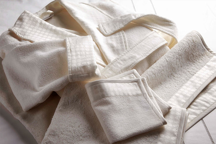 Robes4-1-750x502