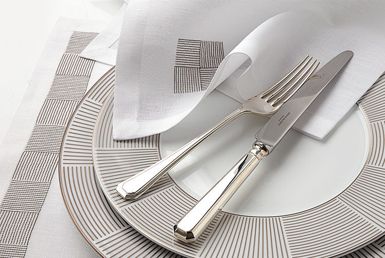 Table-Linen-750x502