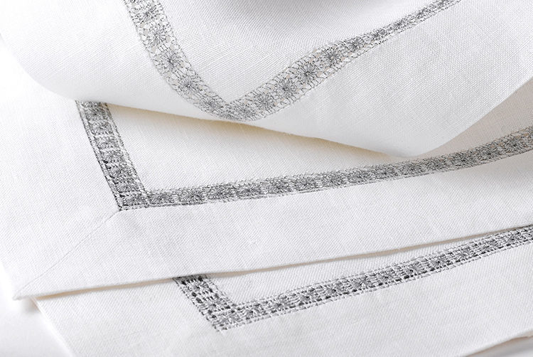 TableLinen1-750x502